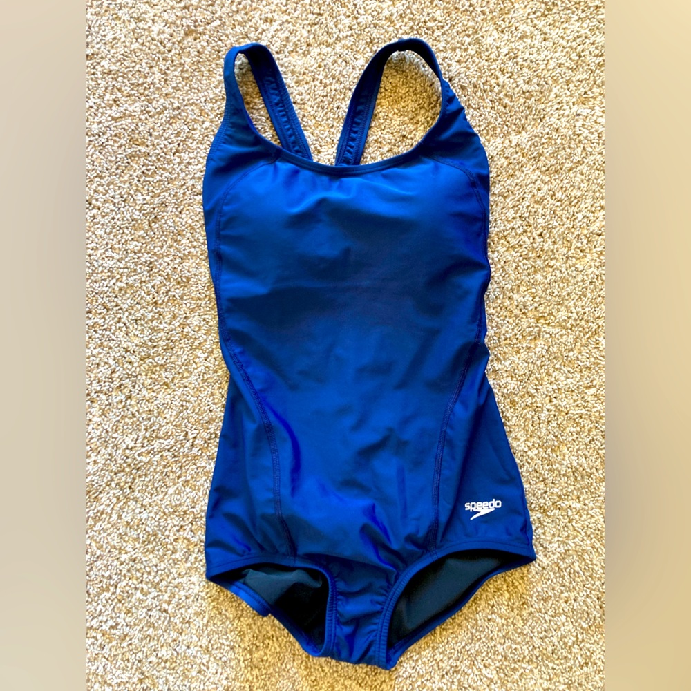Speedo one piece navy blue size 4